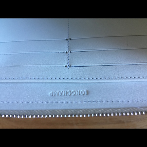 Longchamp flat wallet-wristlet New - Picture 4 of 4